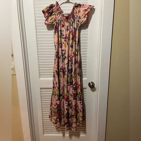 Guadalupe Momposina Raven Peach Dress off-the-shoulder - Picture 10 of 16